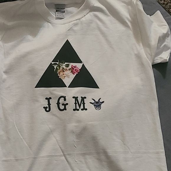 Custom shirts - Picture 1 of 3